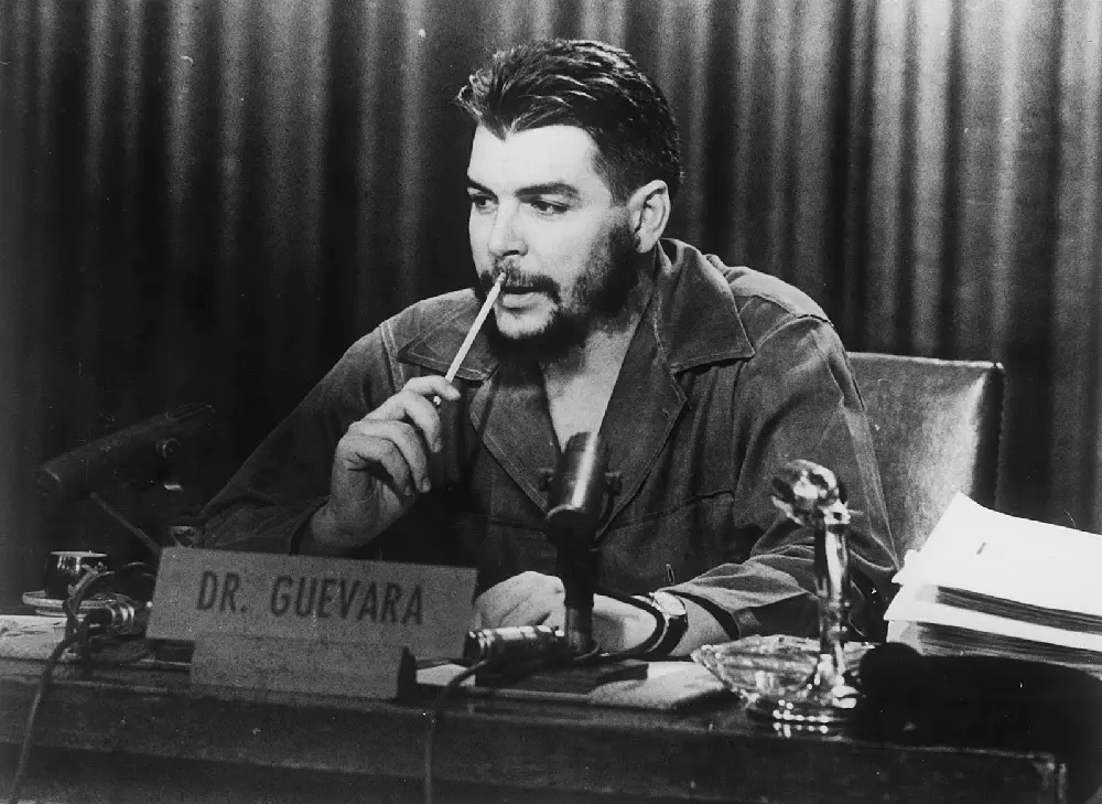 Che Guevara: pensar en tiempos de revolución - Jacobin Revista